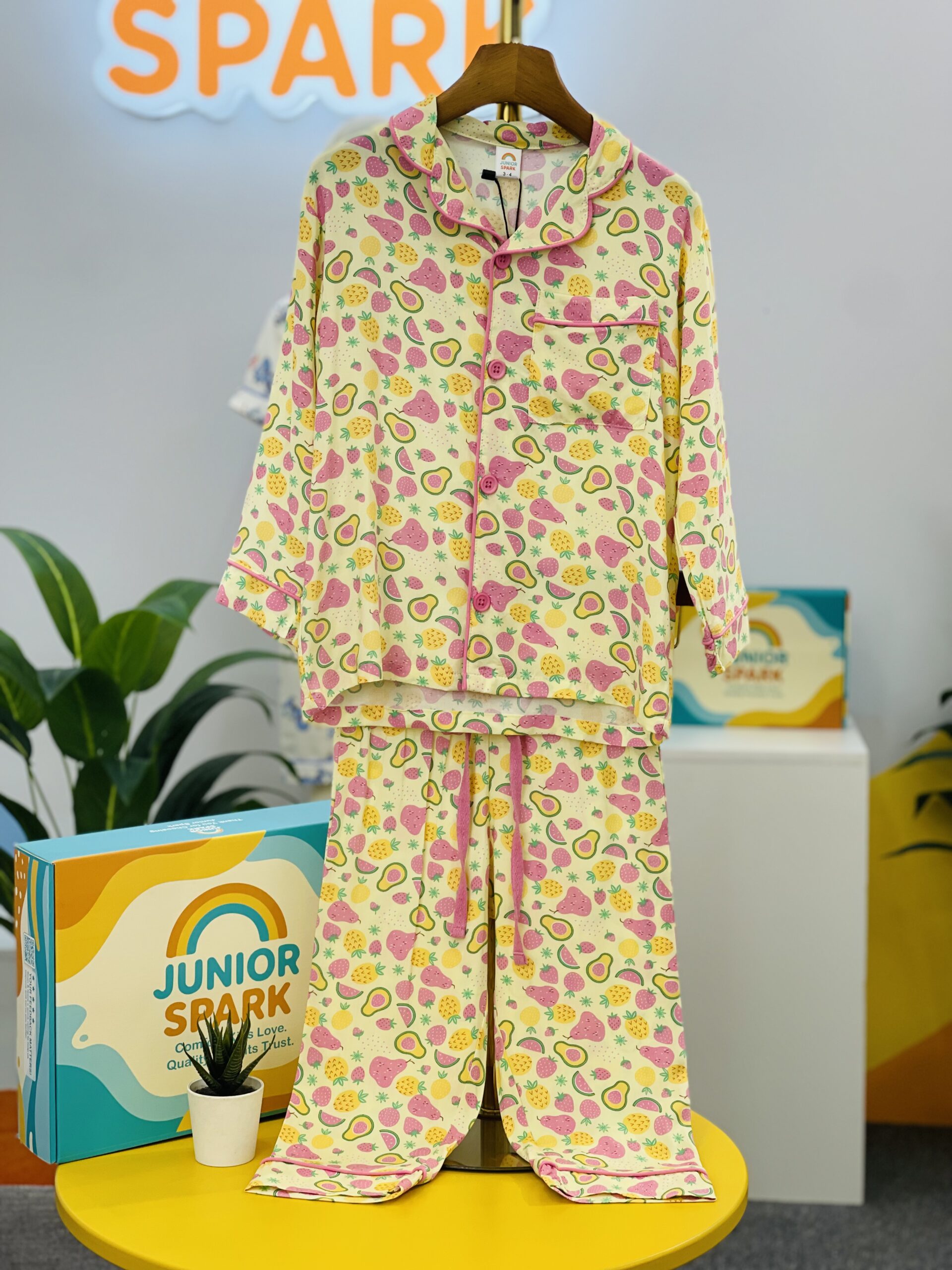 IMG_2757 2 Berry Avocado Linen Nightwear Set - Image 1